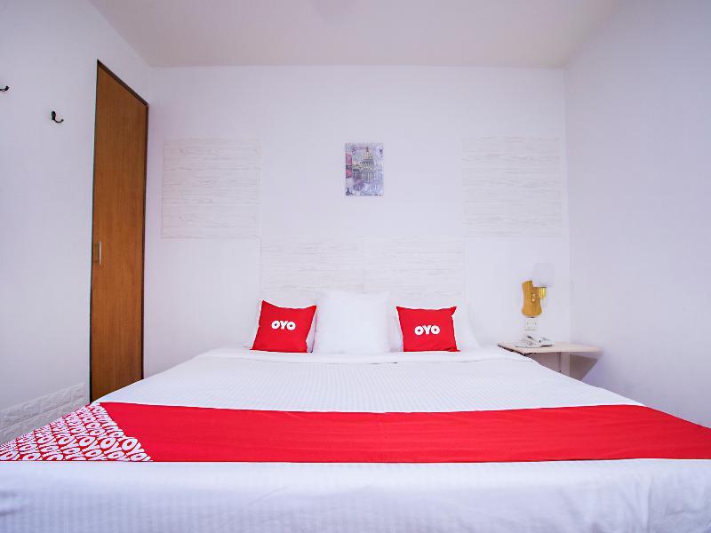 Oyo 43963 T Signature Hotel Petaling Jaya Exteriör bild