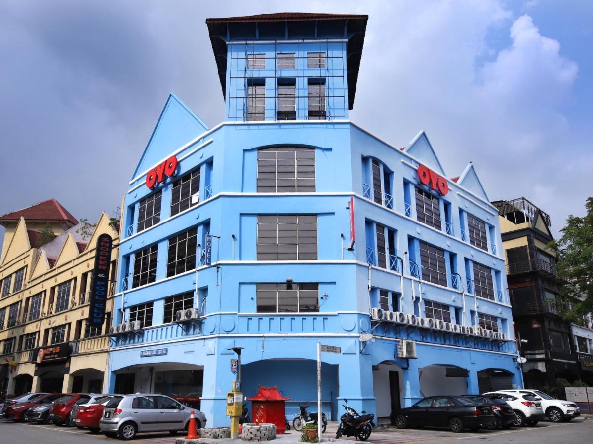 Oyo 43963 T Signature Hotel Petaling Jaya Exteriör bild